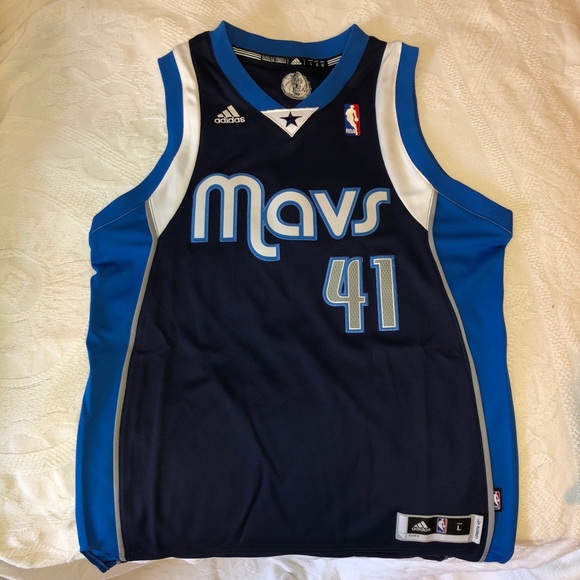 Dirk Nowitzki Dallas Mavericks Jersey - Picture 2 of 2